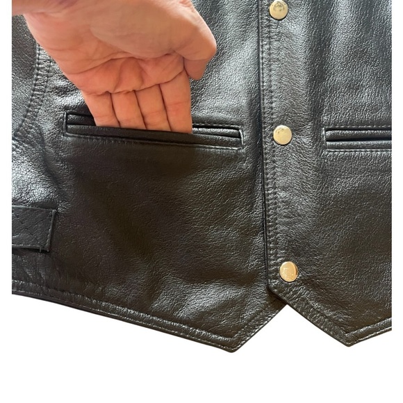 XELEMENT BLACK V CUT MOTORCYCLE VEST SZ SM EUC - Picture 5 of 10